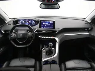 PEUGEOT 5008 GT-Line