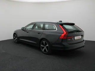 VOLVO V90 Momentum