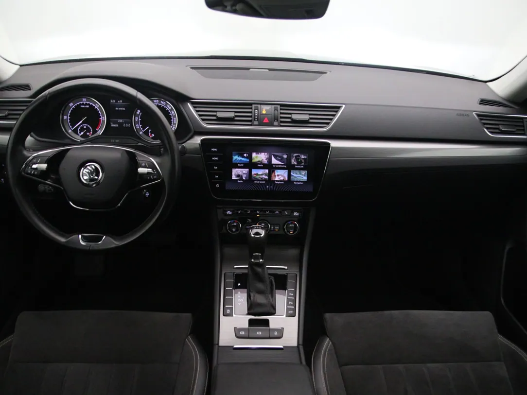 SKODA SUPERB Style