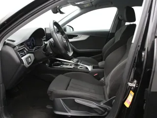 AUDI A4 MHEV Launch Edition Business