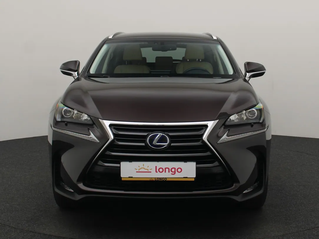LEXUS NX300H Luxury Line