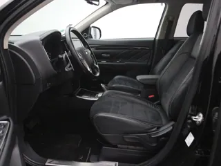 MITSUBISHI OUTLANDER Premium