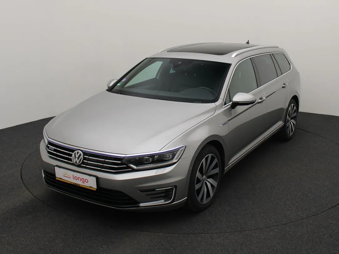 VOLKSWAGEN PASSAT B8 GTE Connected Series Plus