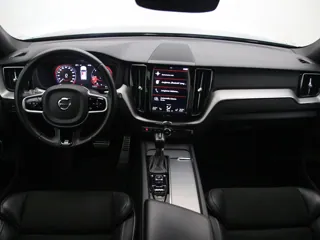 VOLVO XC60 R-DESIGN