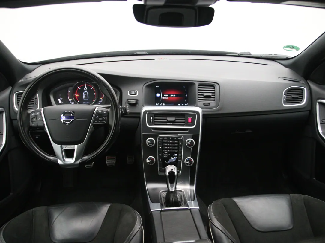 VOLVO V60 Nordic+