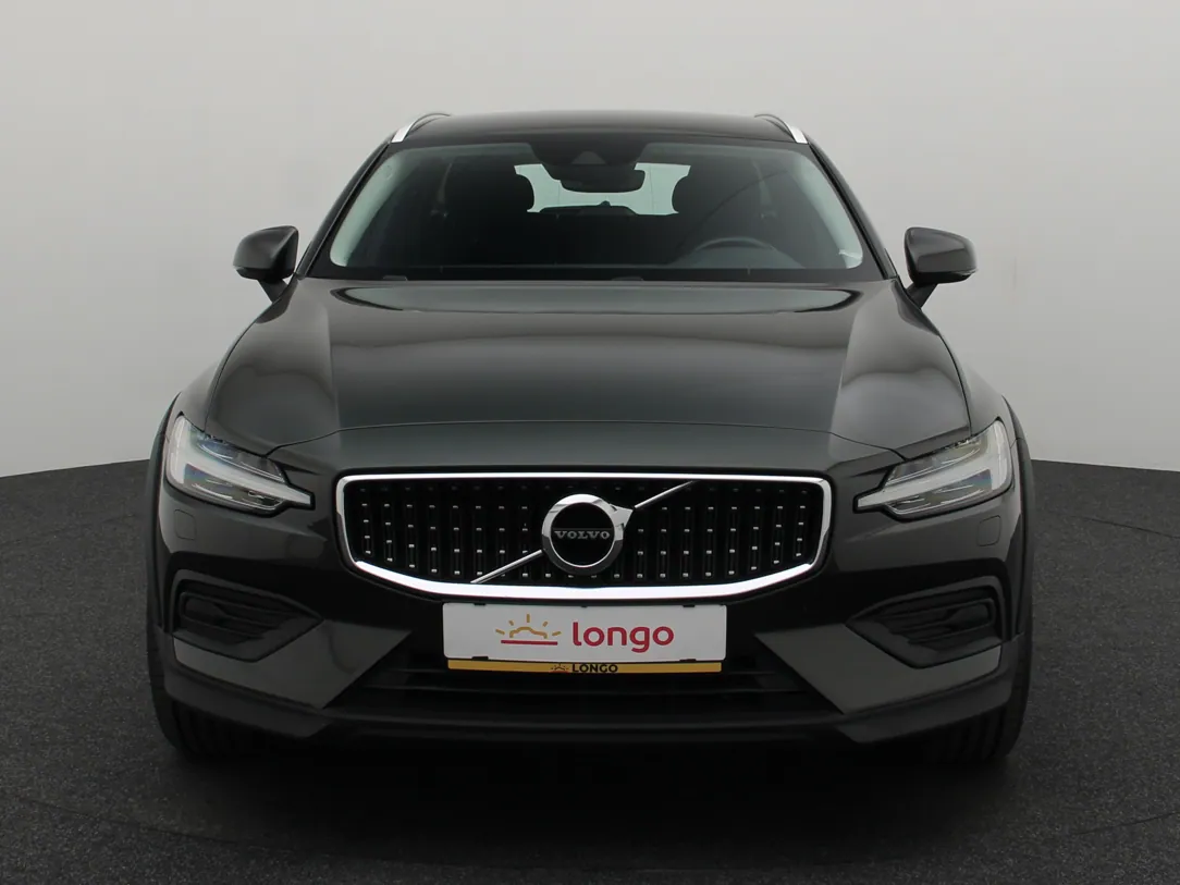VOLVO V60 Cross Country Pro