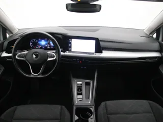 VOLKSWAGEN GOLF 8 Life