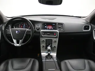 VOLVO V60 R-Design