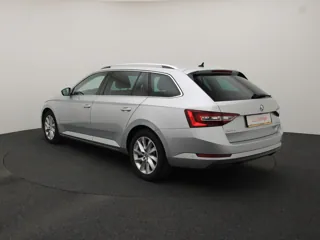 SKODA SUPERB Style