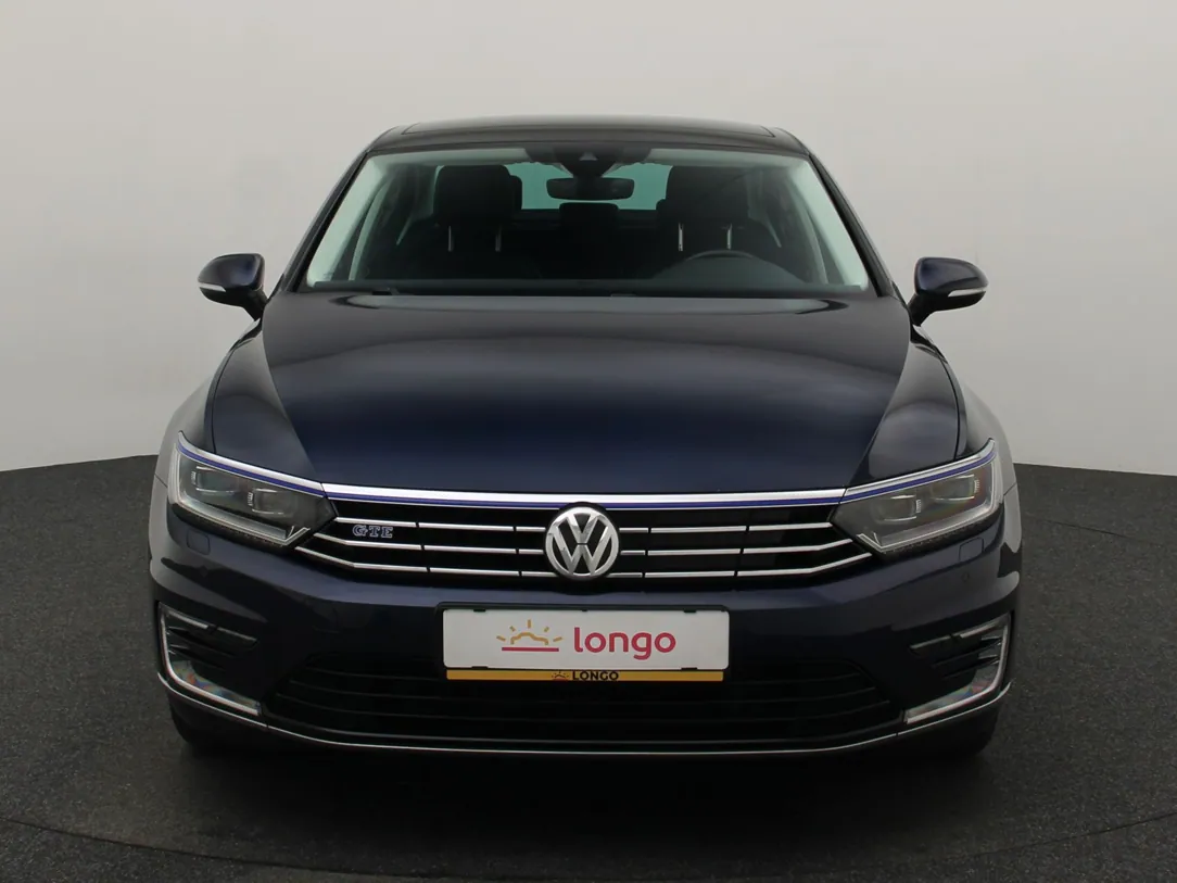 VOLKSWAGEN PASSAT B8 GTE Connected Series Plus
