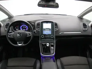 RENAULT SCENIC Bose