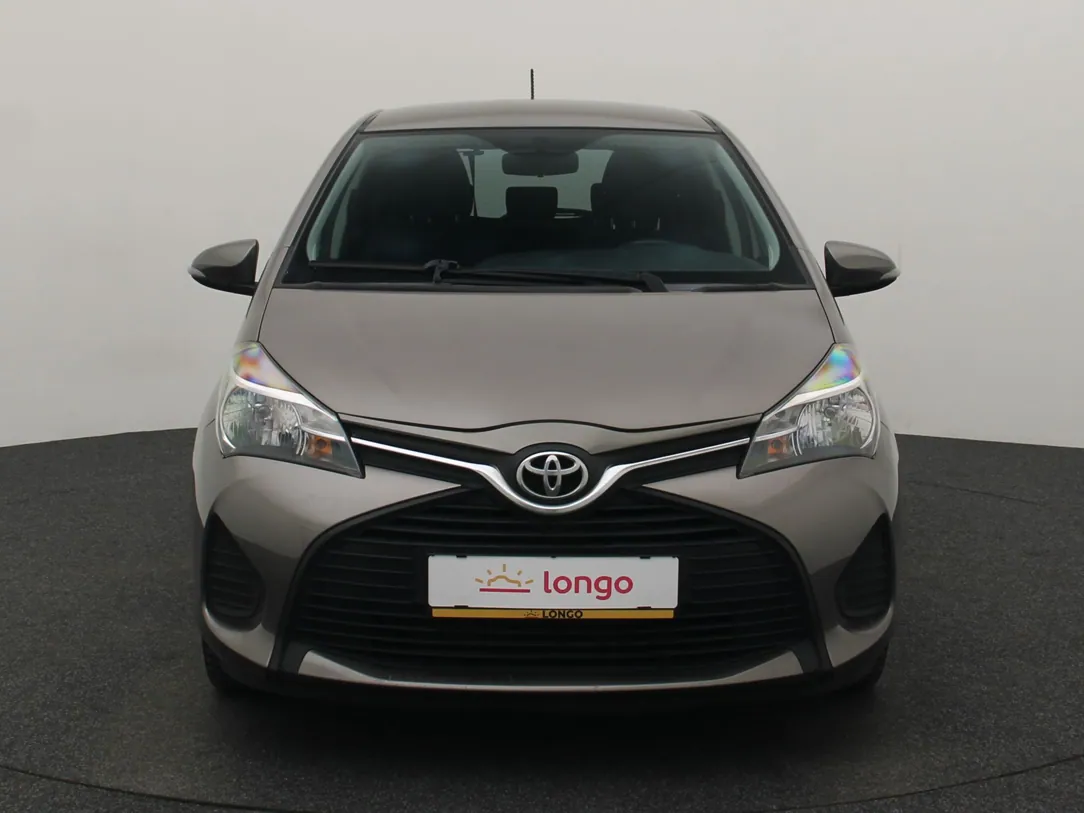 TOYOTA YARIS Active