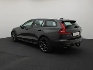 VOLVO V60 Cross Country Pro