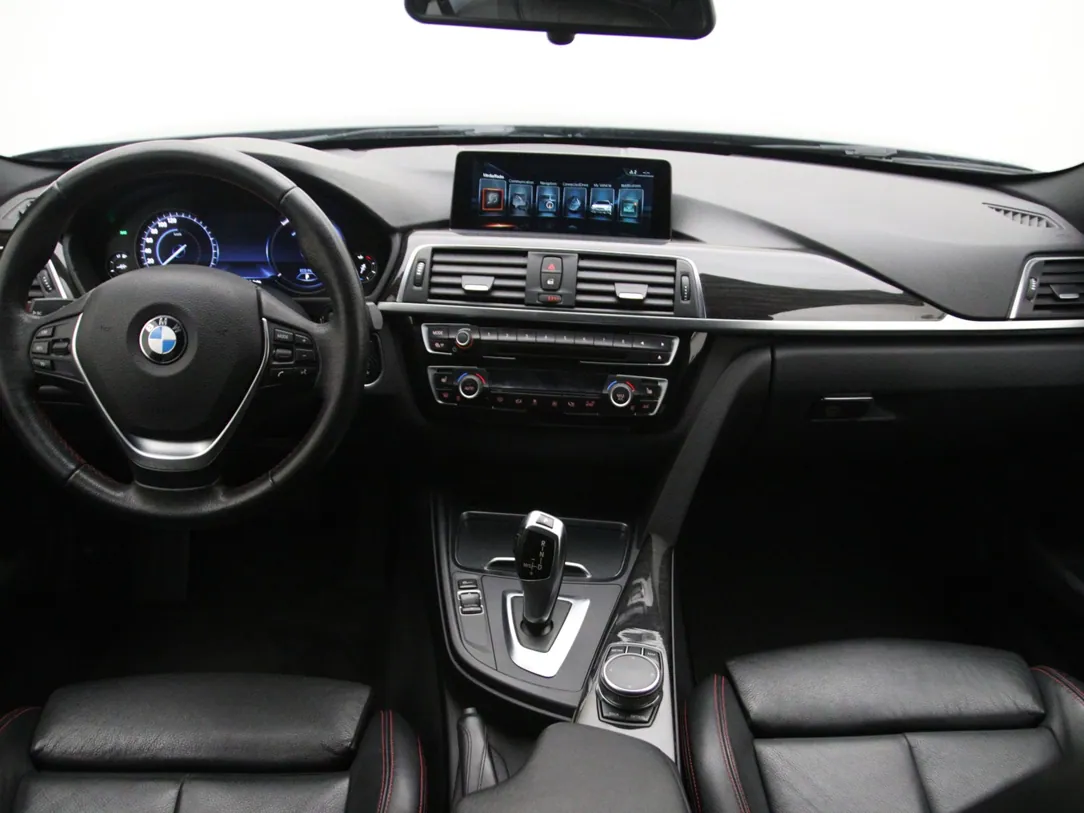 BMW 320 High Executive