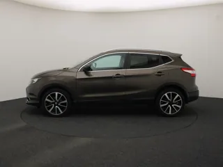 NISSAN QASHQAI Tekna