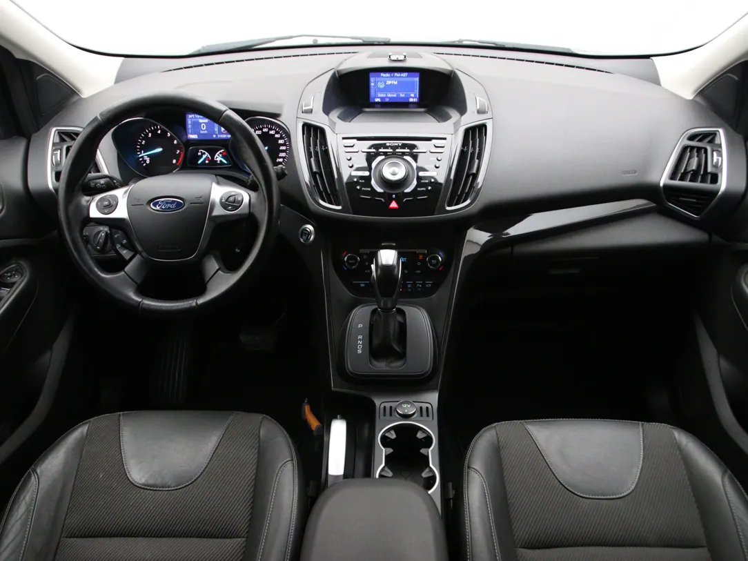 FORD KUGA Titanium