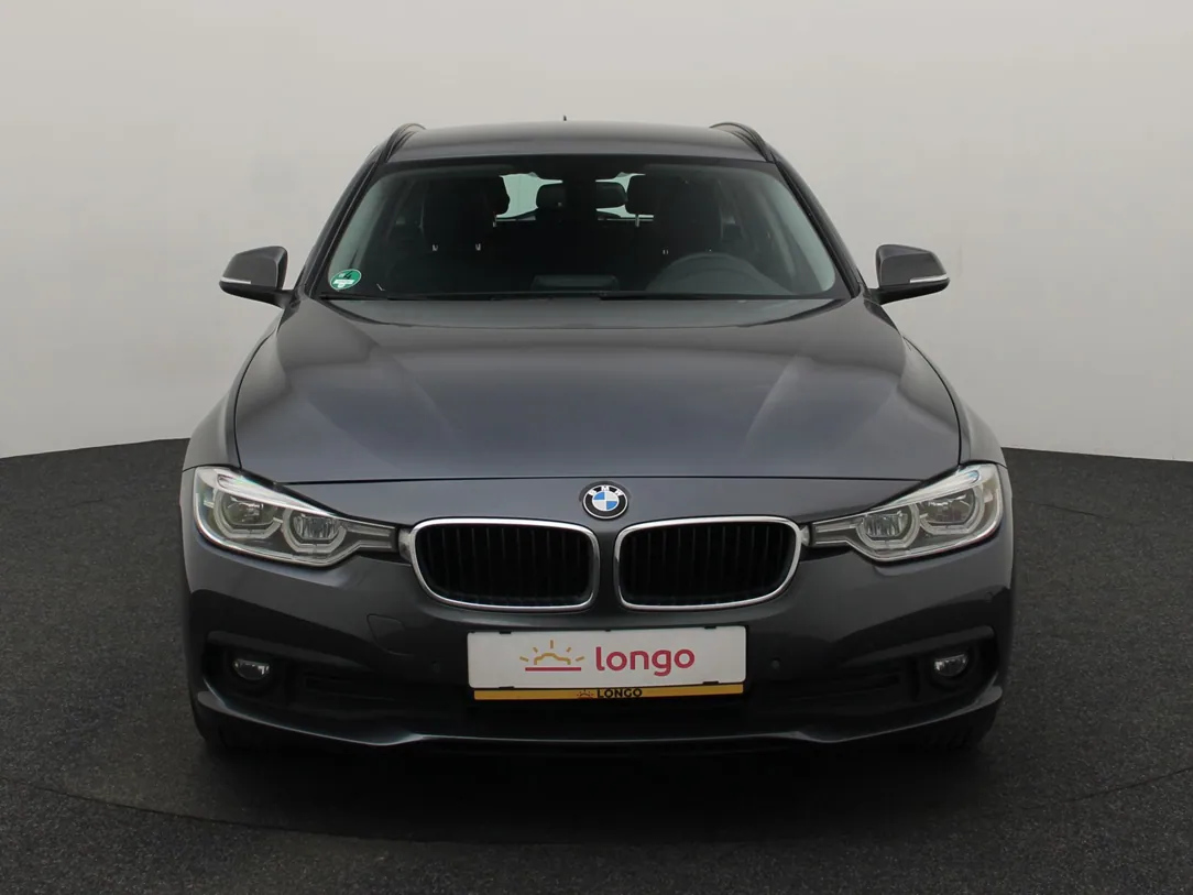 BMW 320 Advantage