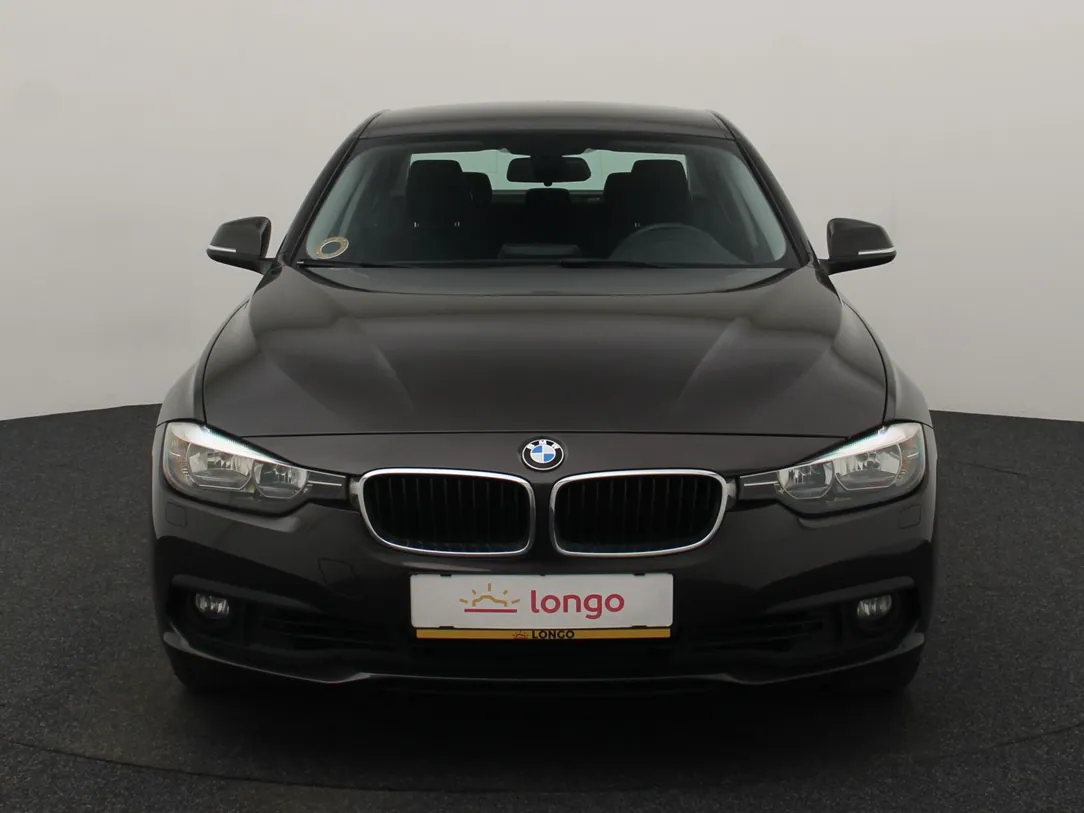 BMW 320 Advantage