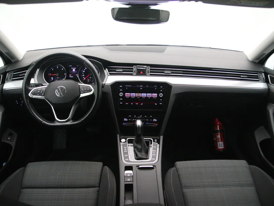VOLKSWAGEN PASSAT B8 Business