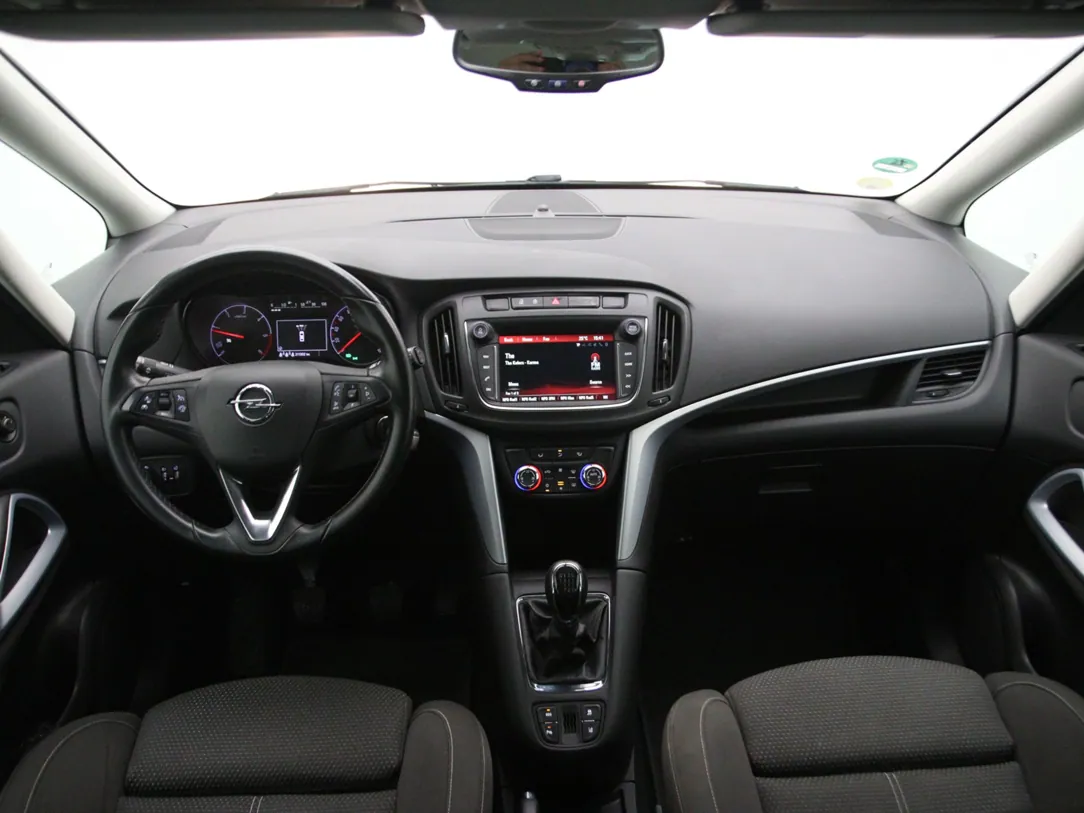 OPEL ZAFIRA TOURER Business+
