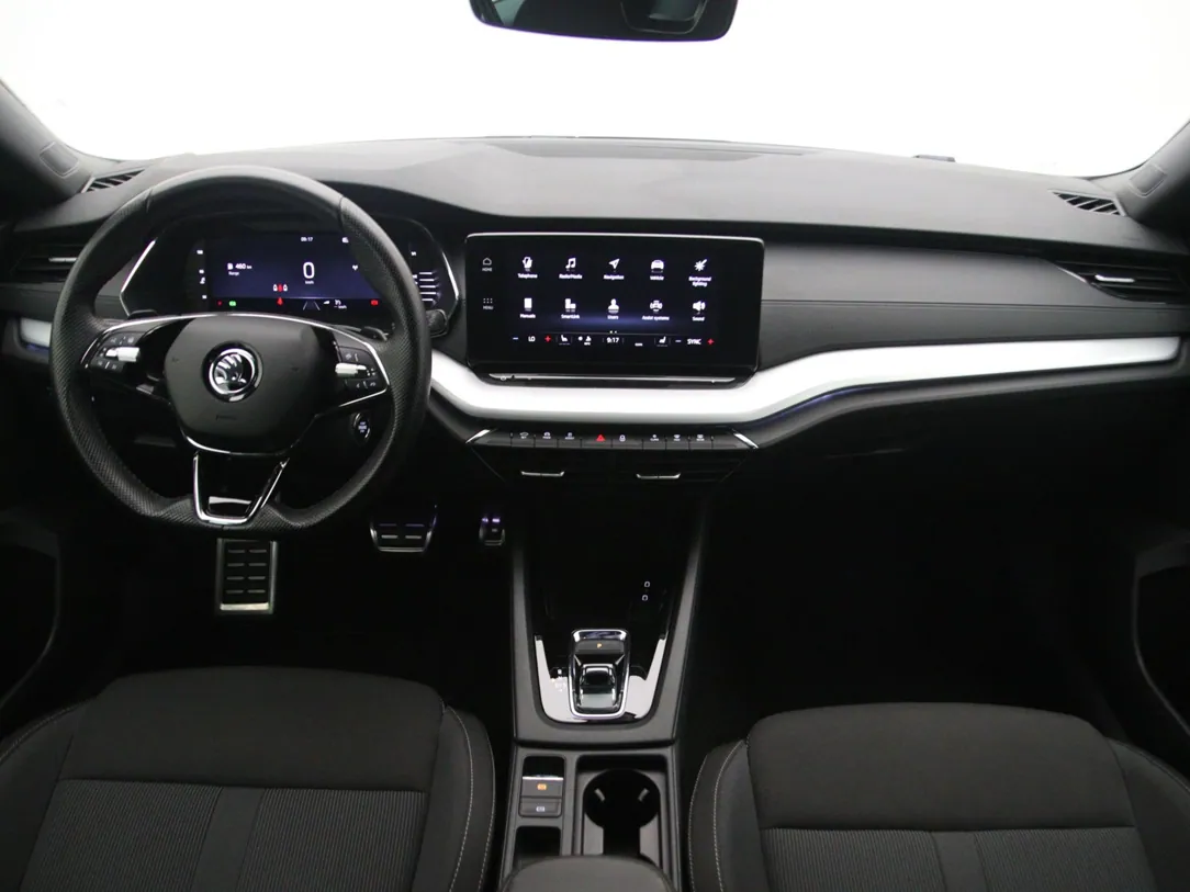SKODA OCTAVIA MHEV Sport Business