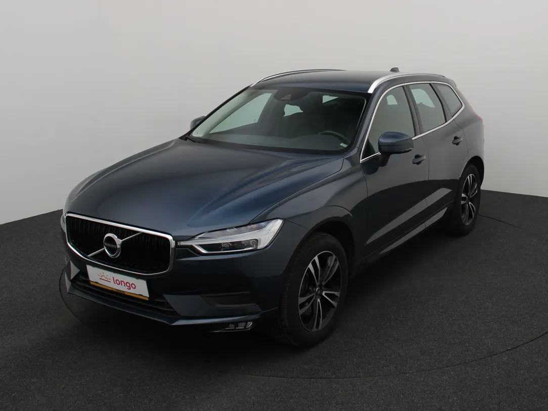 VOLVO XC60 Momentum