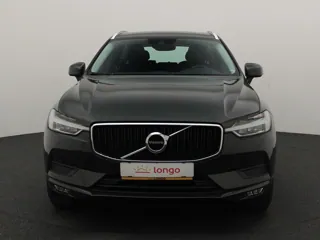VOLVO XC60 Momentum Pro