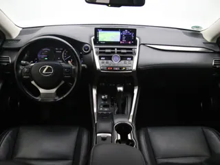 LEXUS NX300H Luxury Line