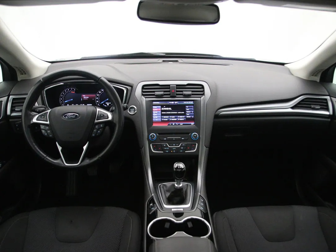 FORD MONDEO Titanium