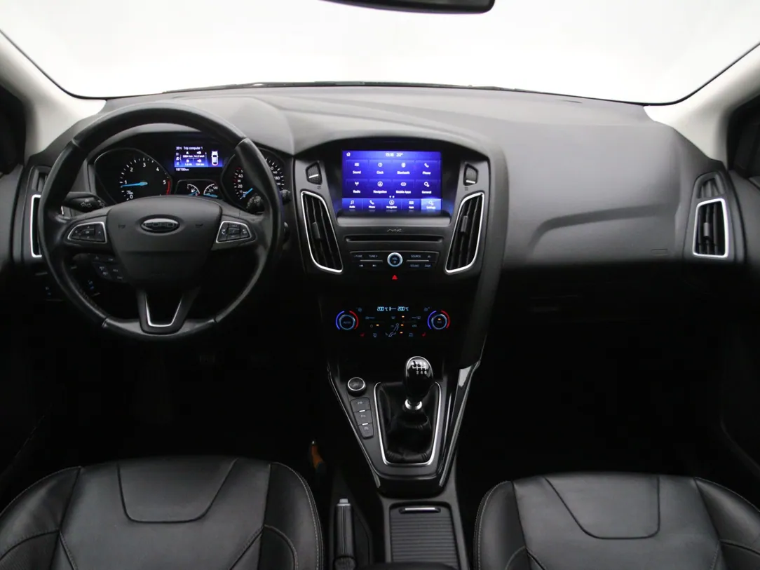 FORD FOCUS Titanium