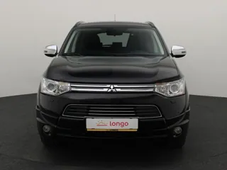 MITSUBISHI OUTLANDER Instyle+