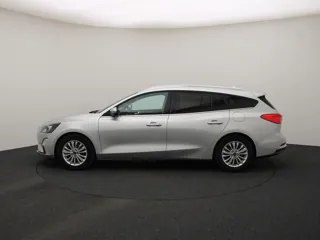 FORD FOCUS Titanium
