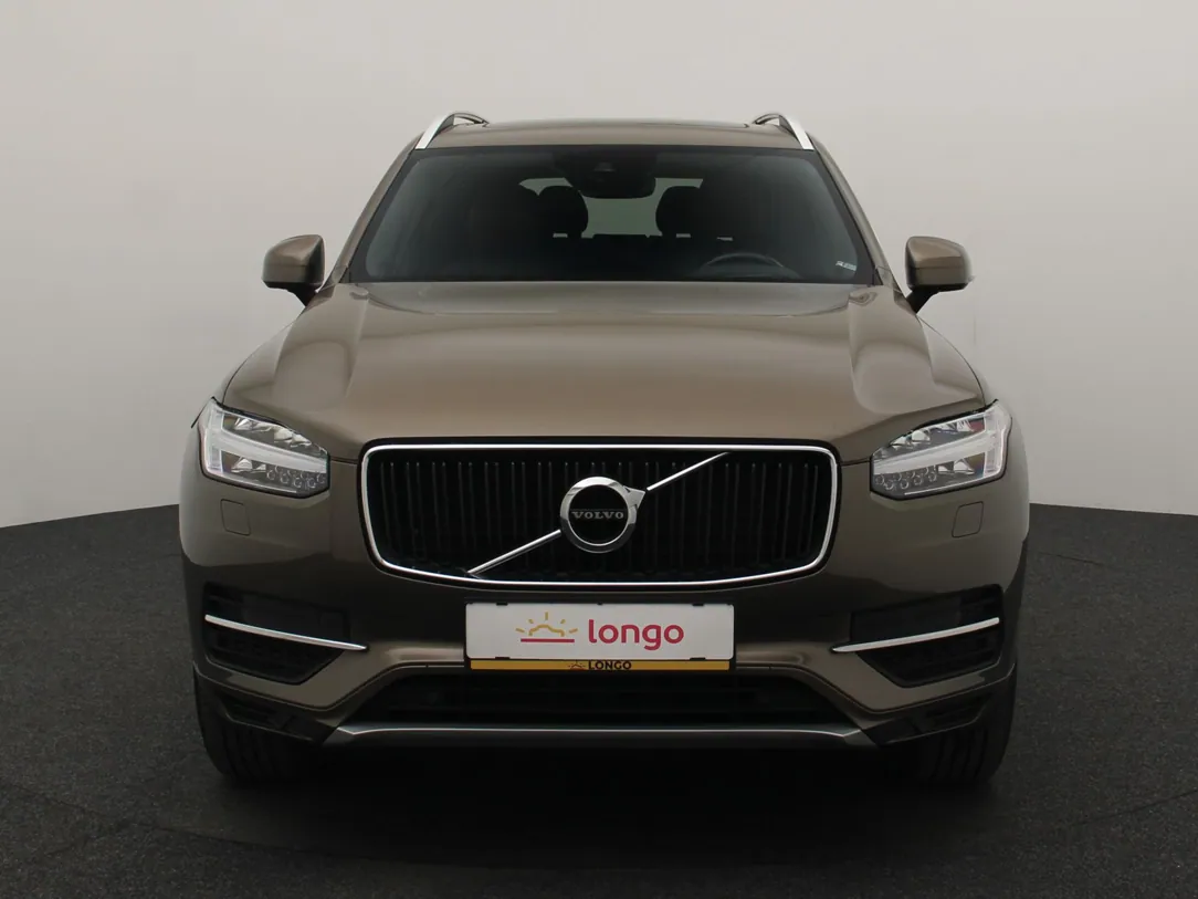 VOLVO XC90 Momentum