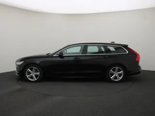 VOLVO V90 Momemtum