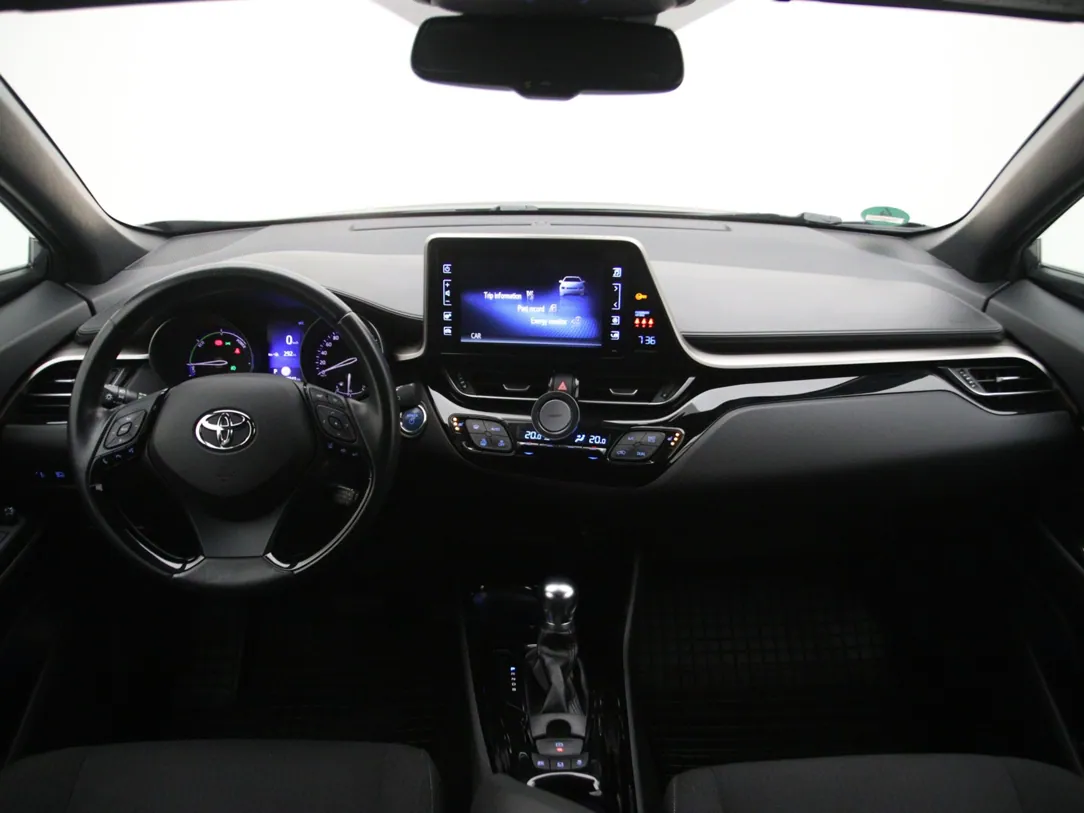 TOYOTA C-HR Dynamic