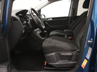 VOLKSWAGEN TOURAN Highline