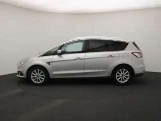 FORD S-MAX Titanium