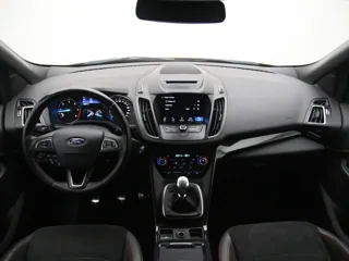 FORD KUGA ST Line