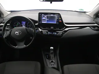 TOYOTA C-HR Active