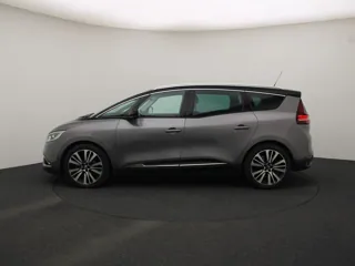 RENAULT GRAND SCENIC Initiale Paris