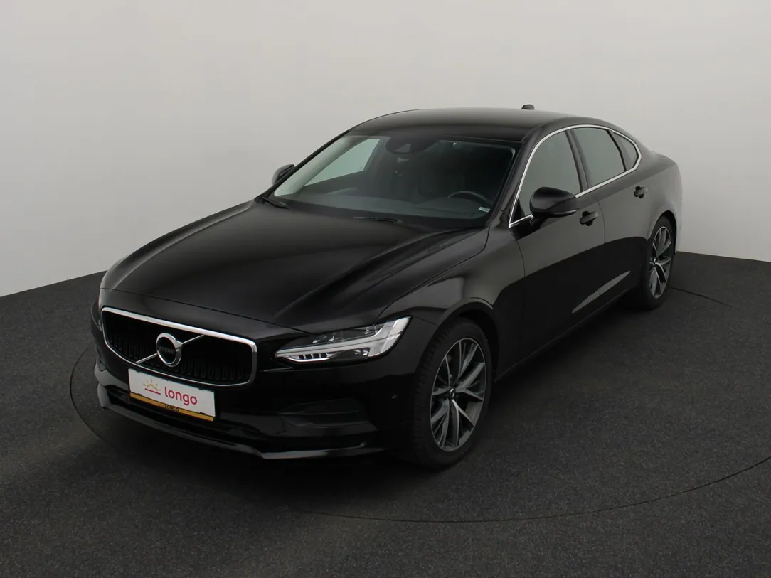 VOLVO S90 Momentum