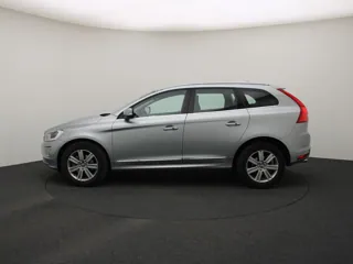 VOLVO XC60 R-Design