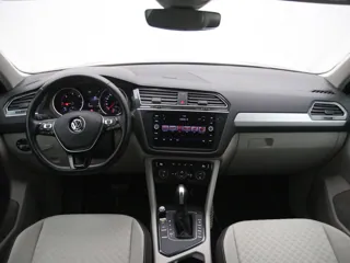 VOLKSWAGEN TIGUAN Comfortline Business