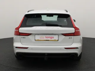VOLVO V60 MHEV Momentum Advantage
