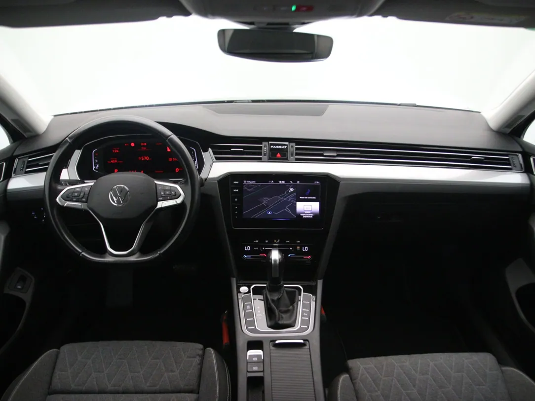 VOLKSWAGEN PASSAT B8 Business