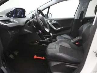 PEUGEOT 2008 Executive