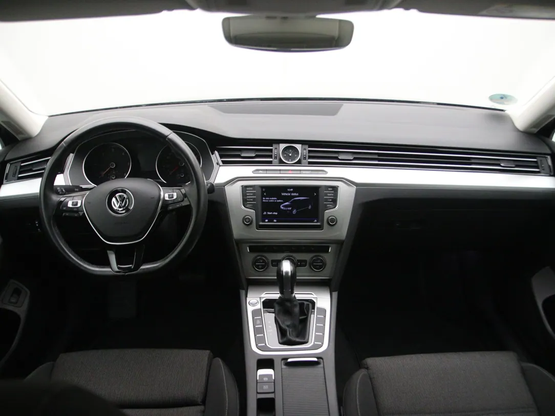 VOLKSWAGEN PASSAT B8 Comfortline