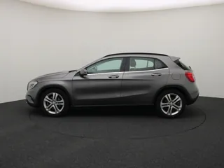 MERCEDES BENZ GLA250 Ambition