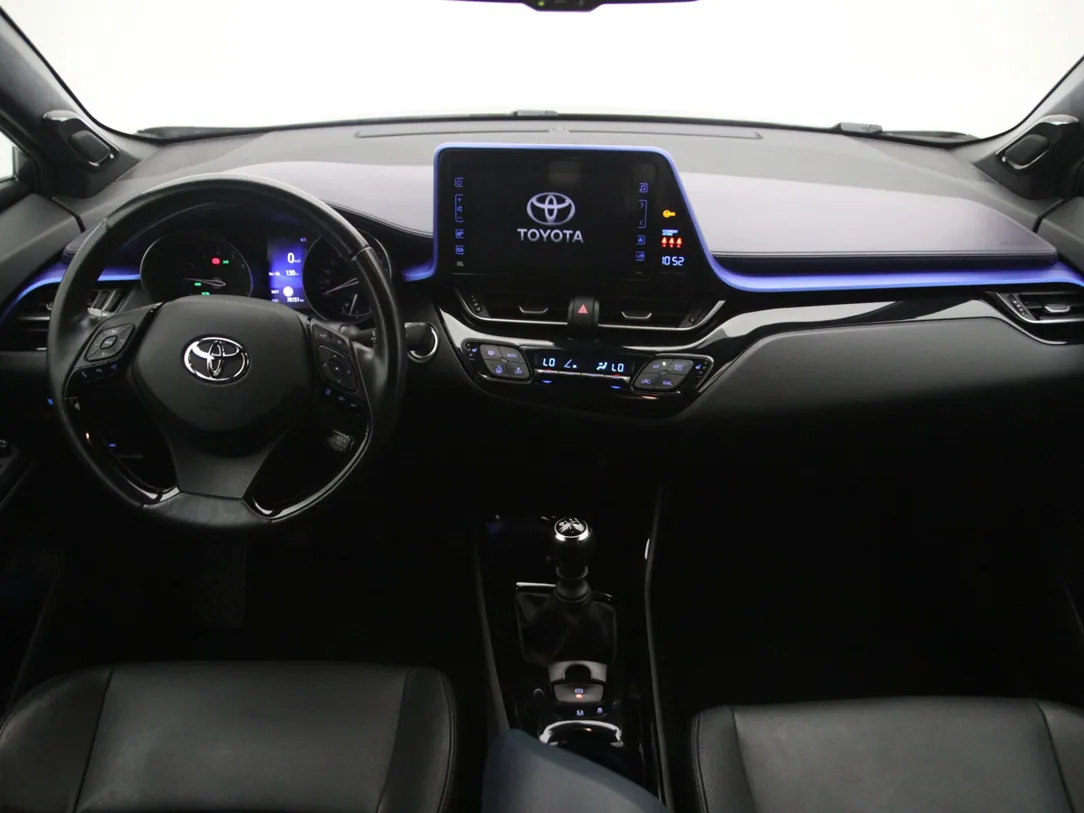 TOYOTA C-HR Dynamic