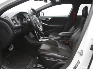 VOLVO V40 Ocean Race